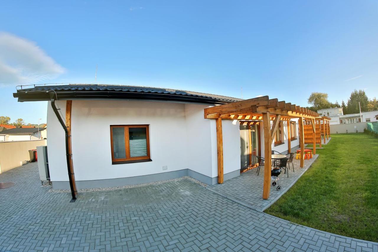 Kamilli Apartment Bešeňová Exterior foto