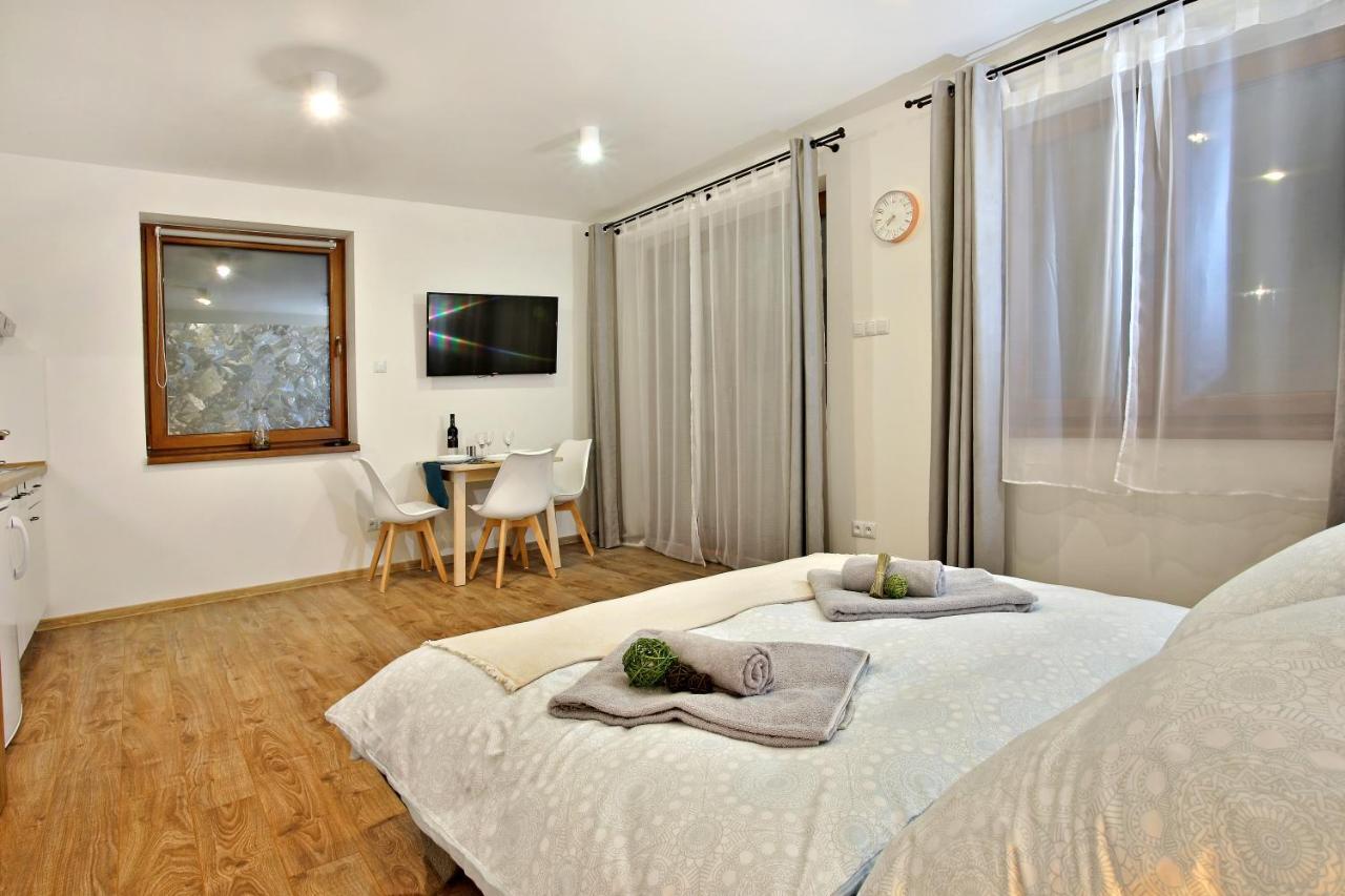Kamilli Apartment Bešeňová Exterior foto
